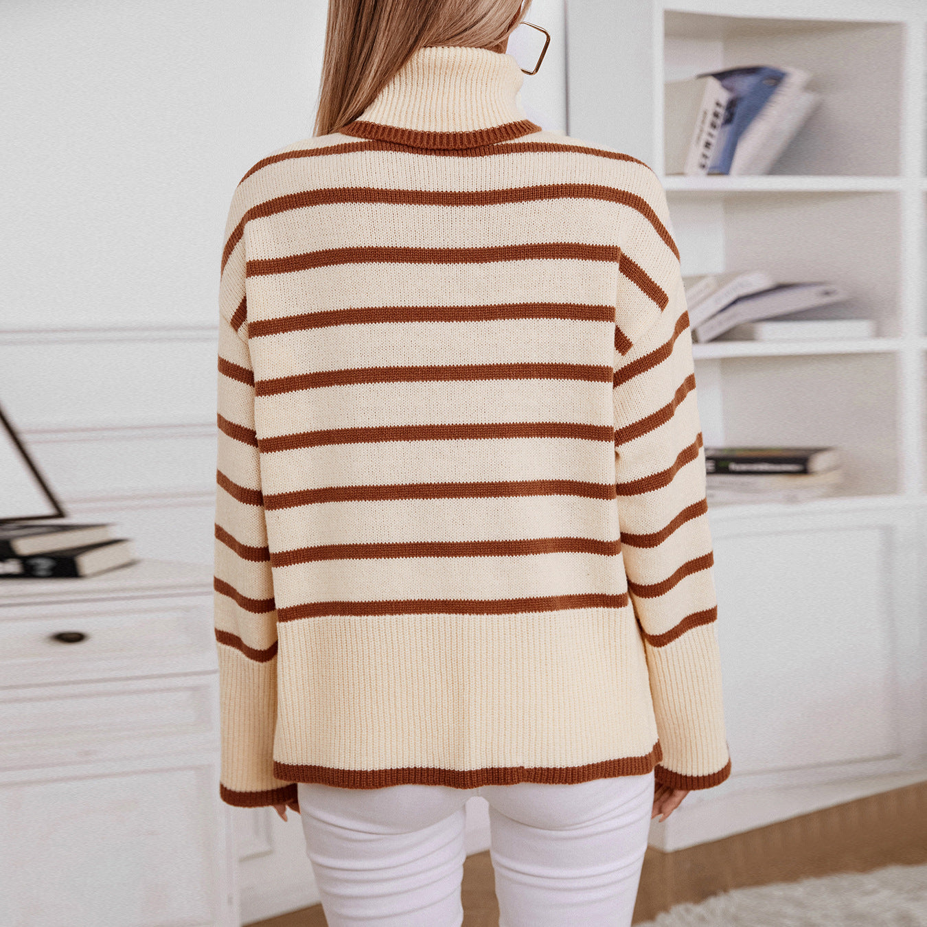 Damen modischer Rollkragenpullover mit breiten Streifen und lässigem Schnitt Sovae