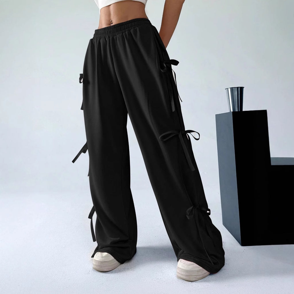 Damen Weit geschnittene Cargohose mit Leopardenmuster und eleganten Schnürdetails Sovae