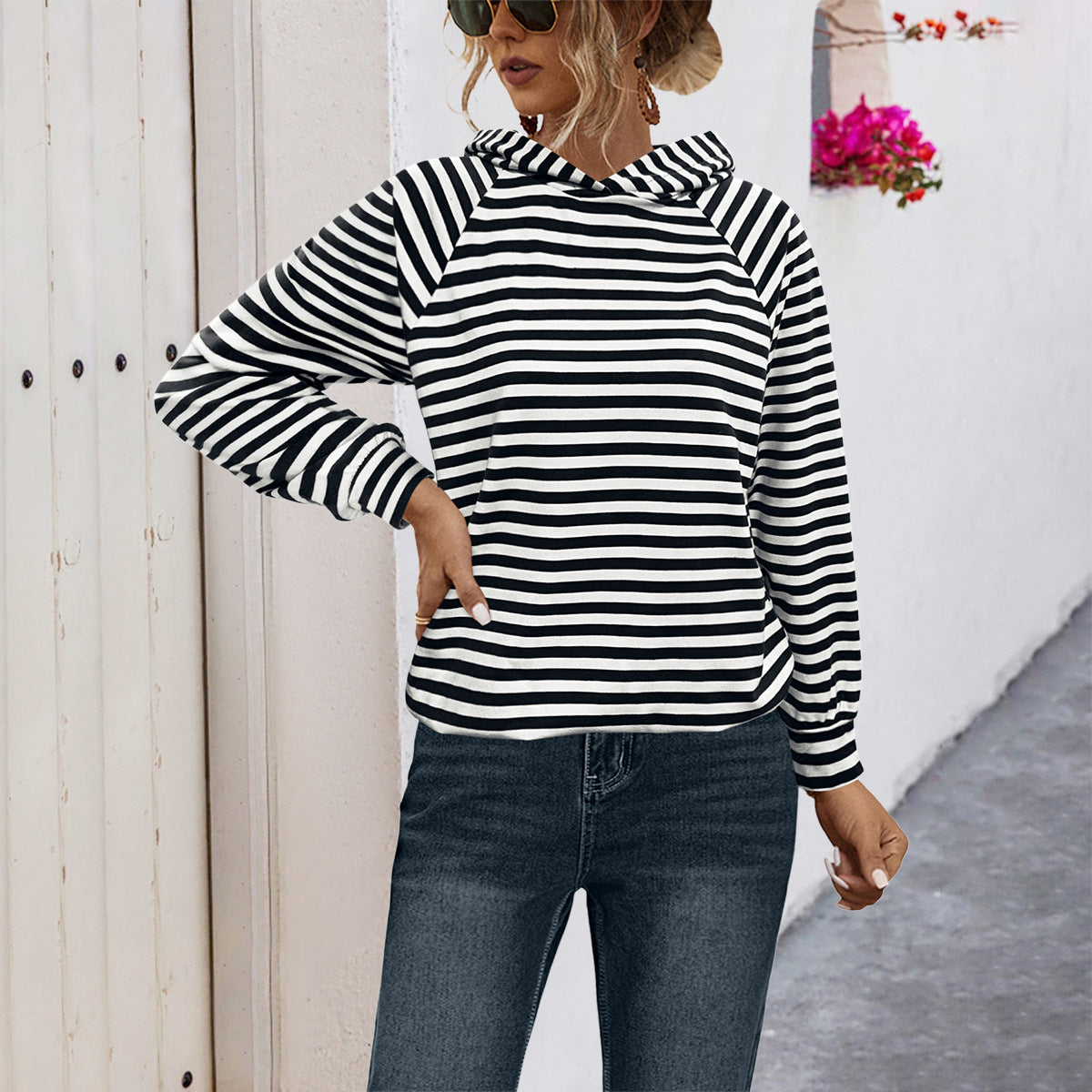 Damen gestreifter Kapuzensweater mit lässigem Schnitt und Raglanärmeln Sovae