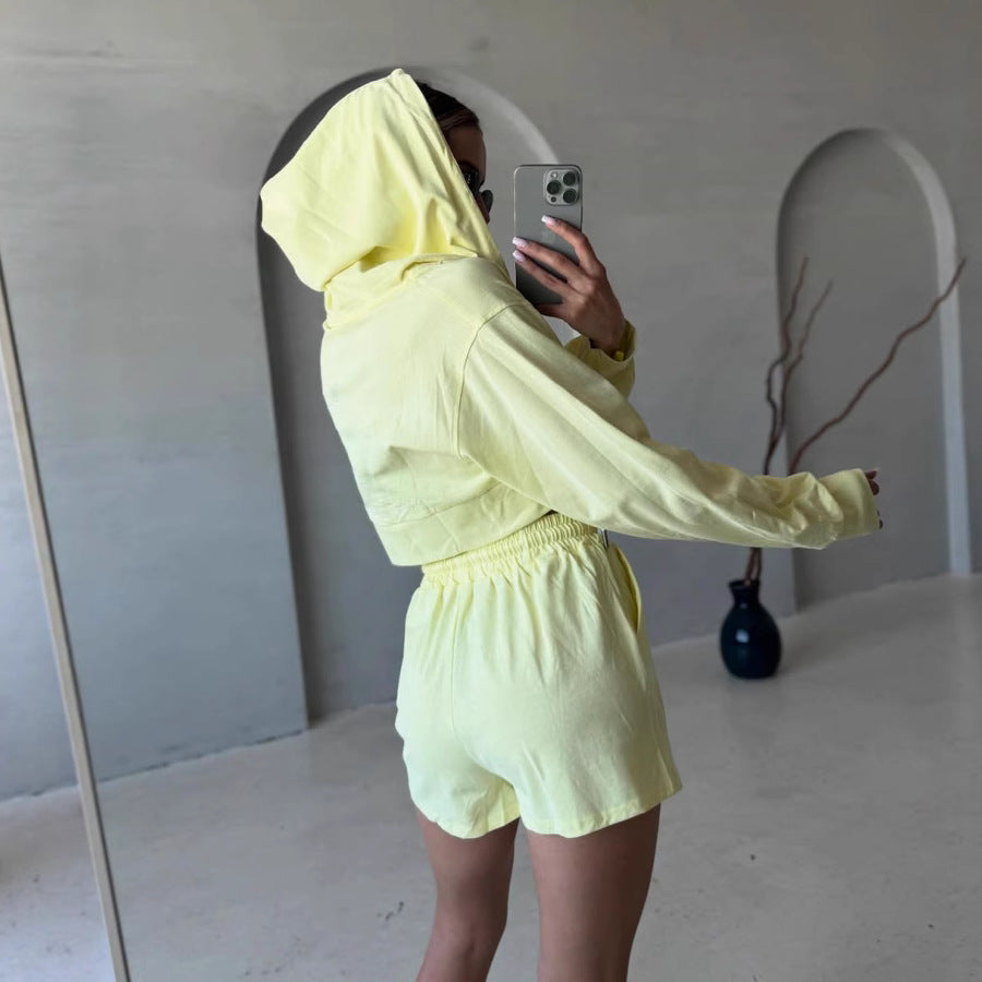 Damen Freizeit-Crop-Set mit Hoodie und Shorts Sovae