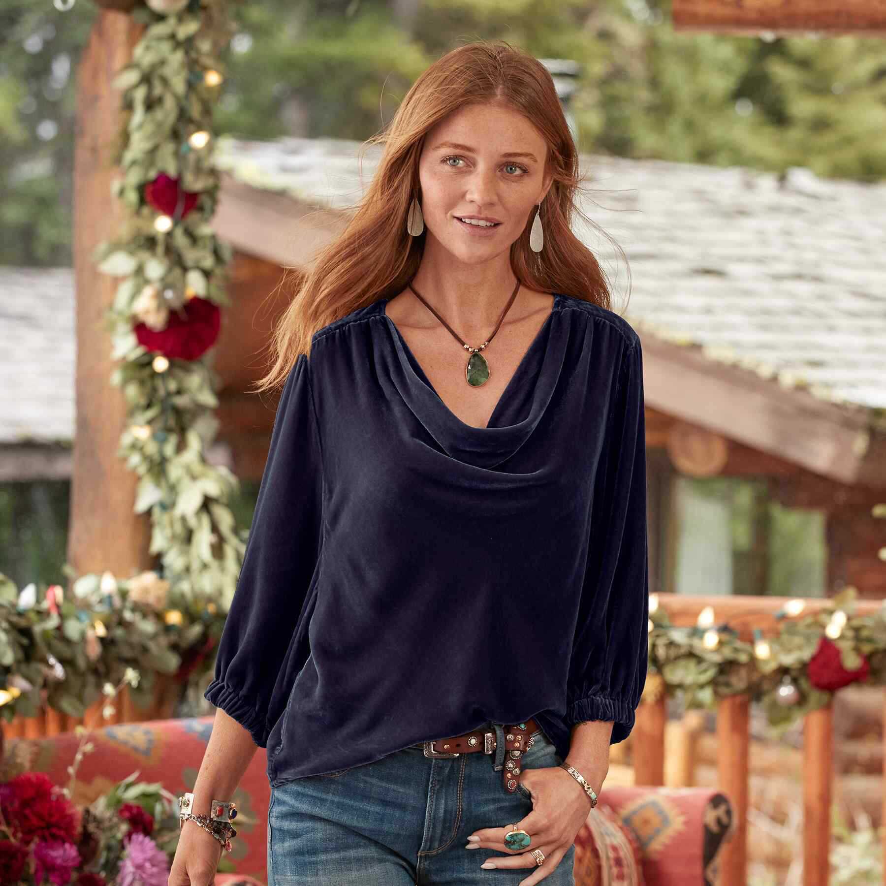 Damen Samtige Bluse mit eleganter Drapierung Sovae