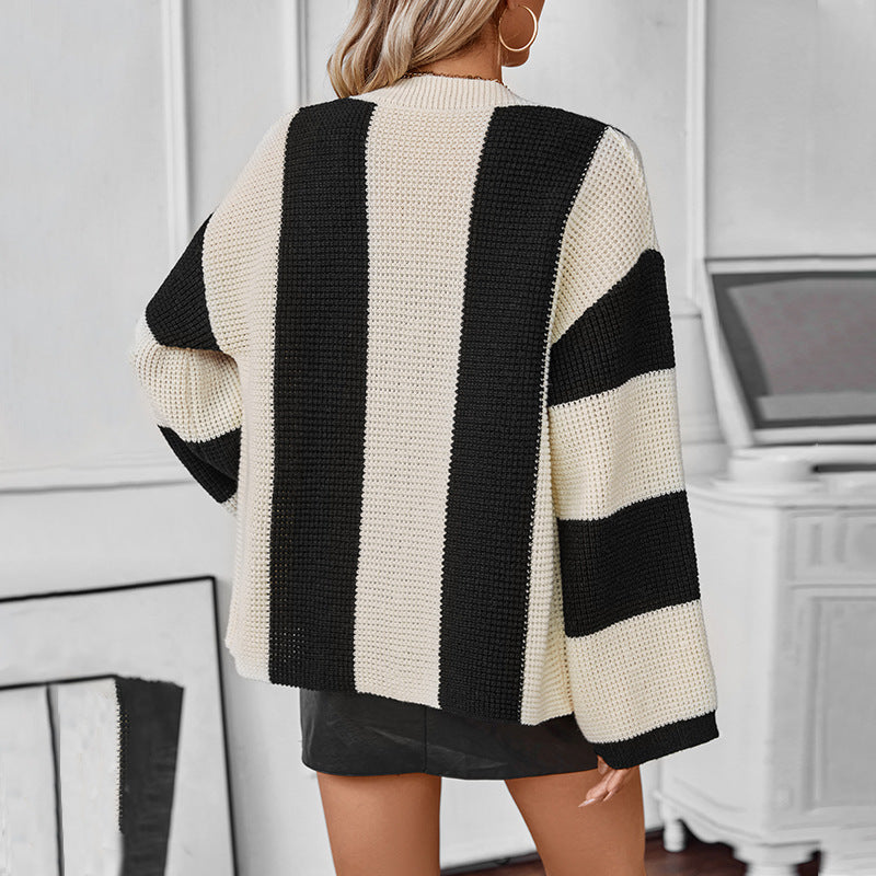 Damen Strickjacke mit einzigartigem Waffelmuster und modischen Knopfdetails Sovae