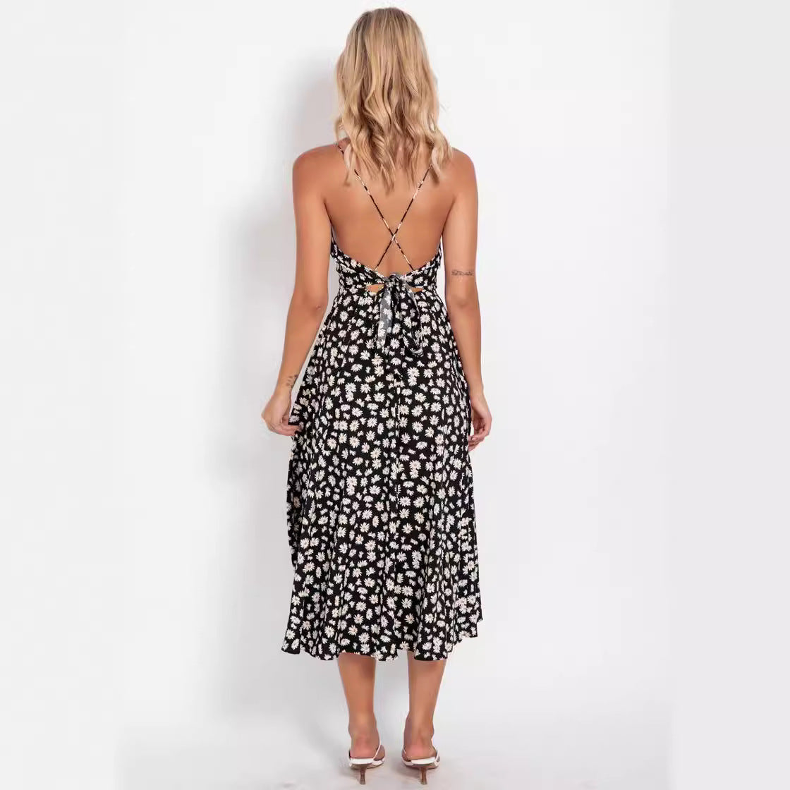 Damen Elegant geschnittenes Maxikleid mit floralem Muster und V-Ausschnitt Sovae