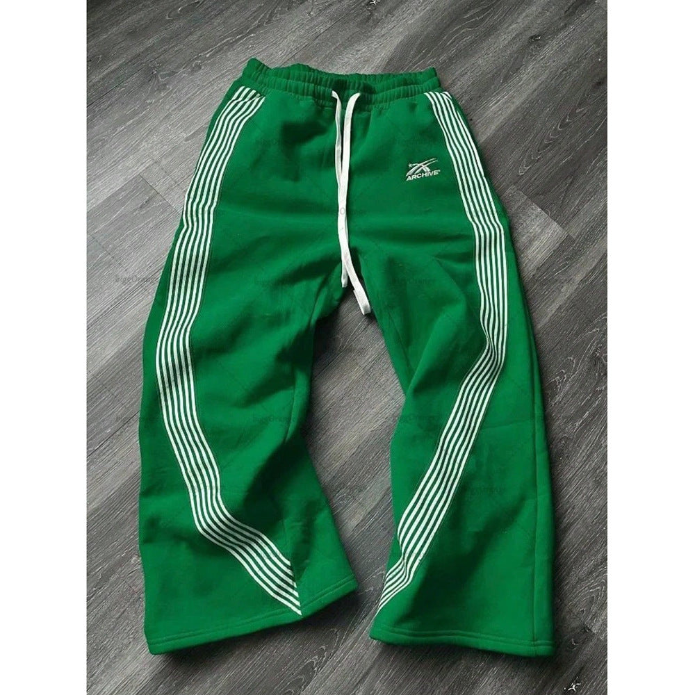 Damen Weitgeschnittene Jogginghose mit seitlichen Streifen Sovae