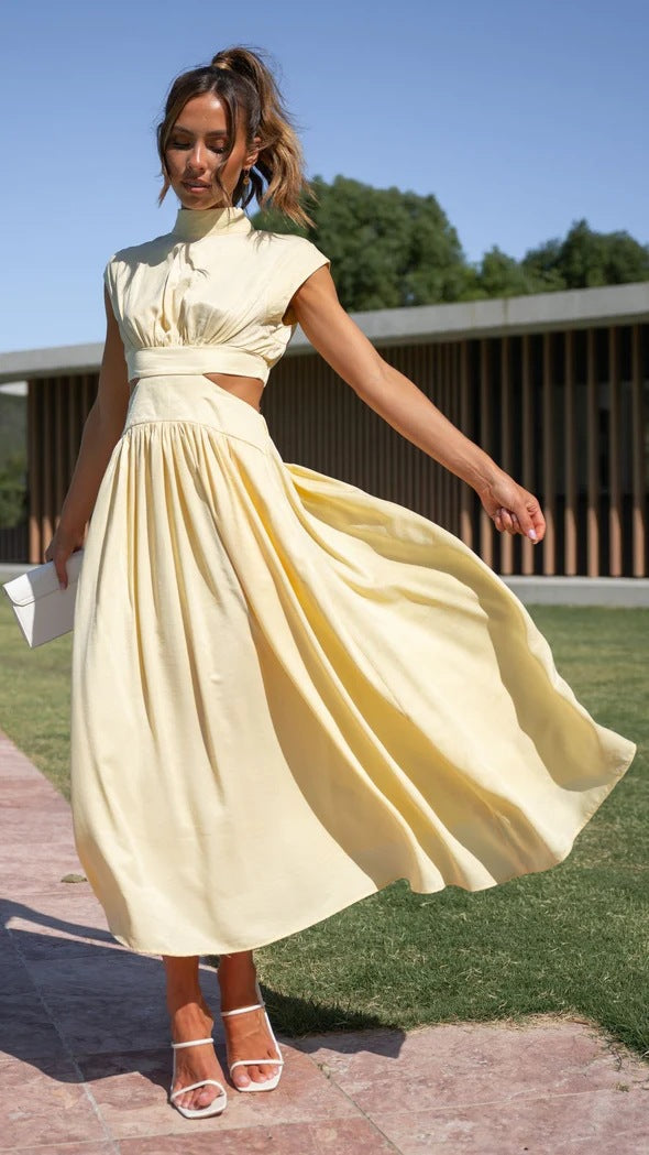 Damen Maxikleid mit elegantem Stehkragen und raffiniertem Cut-Out Sovae
