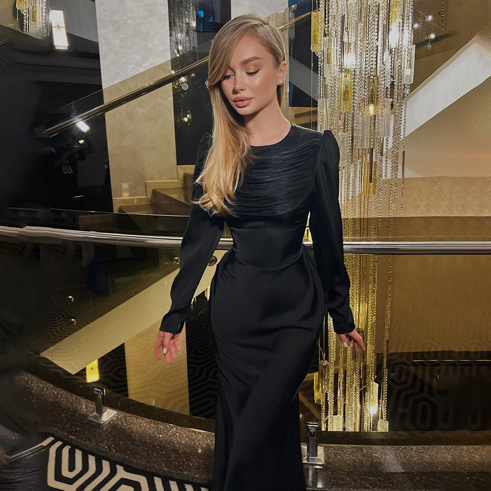 Damen Elegantes Maxikleid mit raffinierten Drapierungsdetails und langem Arm Sovae