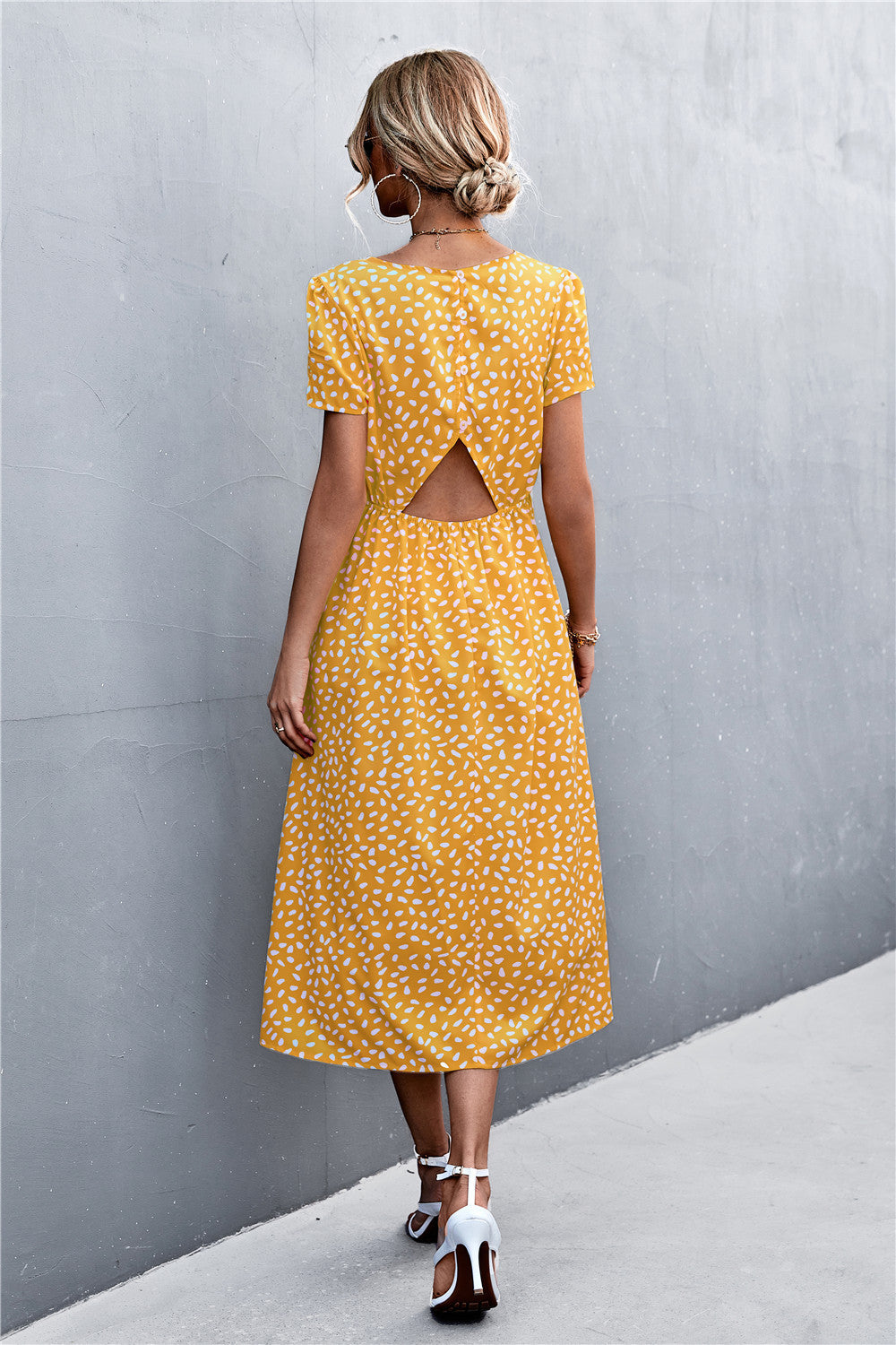 Damen Midikleid mit asymmetrischem Schnitt und dekorativem Gürtel Sovae