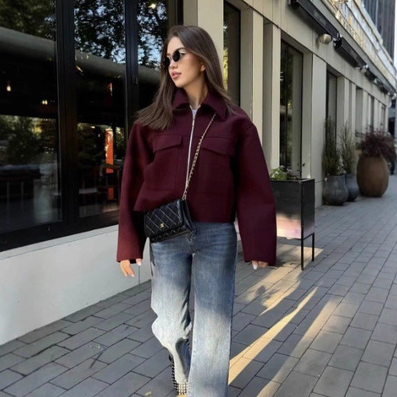 Damen lässige Steppjacke mit großen aufgesetzten Taschen und modernem Schnitt Sovae