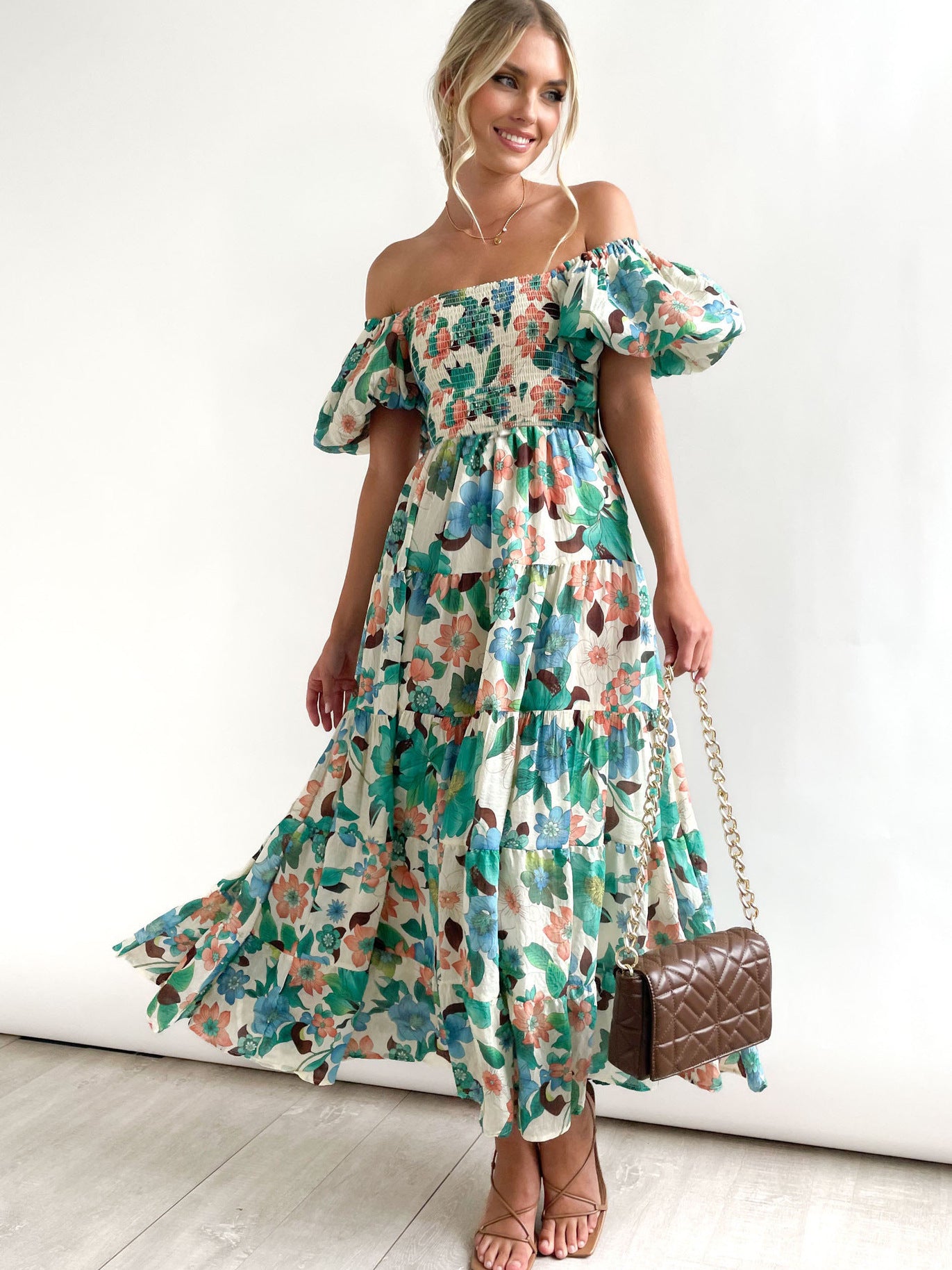 Damen Offshoulder Maxikleid mit voluminösen Ärmeln Sovae