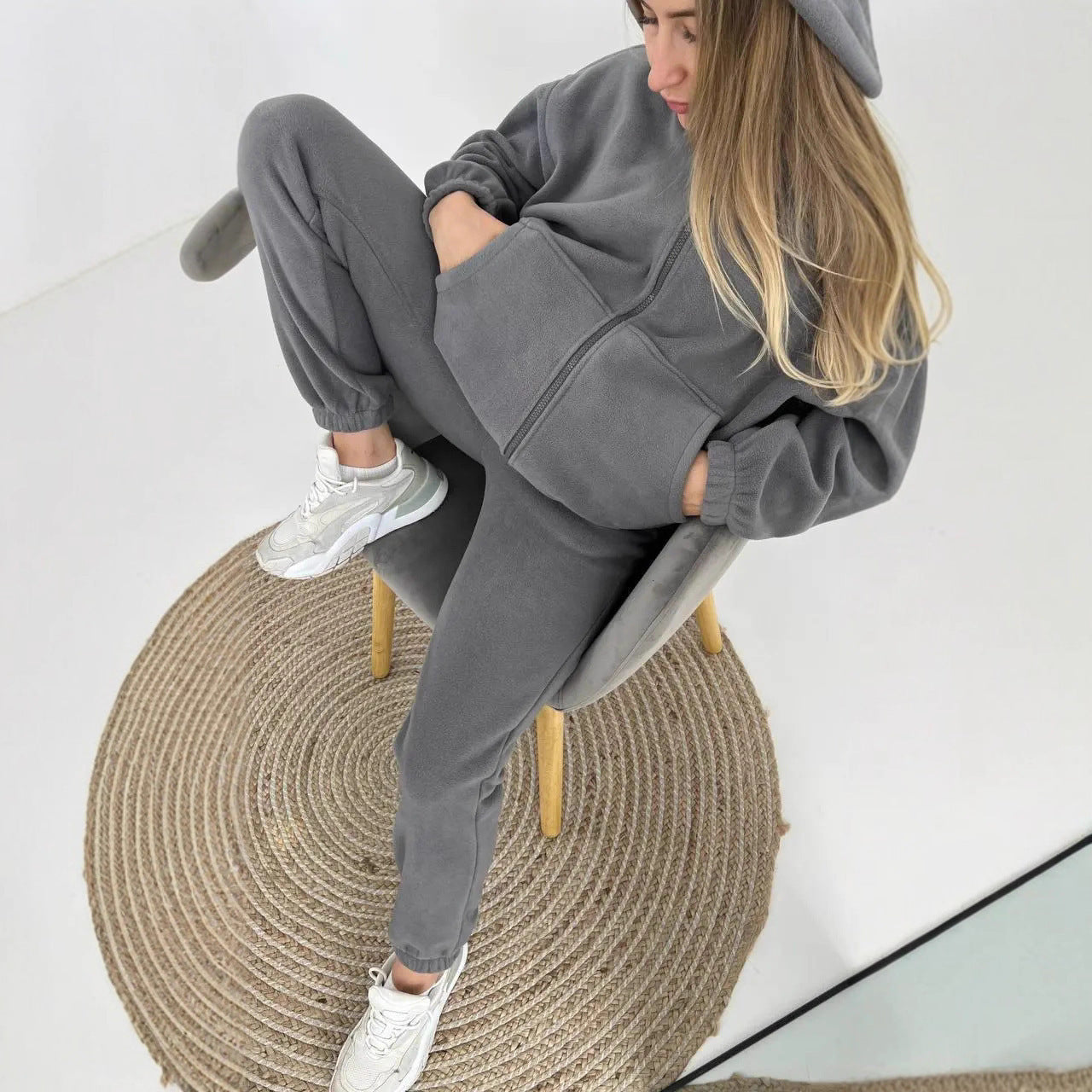 Damen Fleece-Loungewear-Anzug mit Reißverschluss und Kapuze Sovae