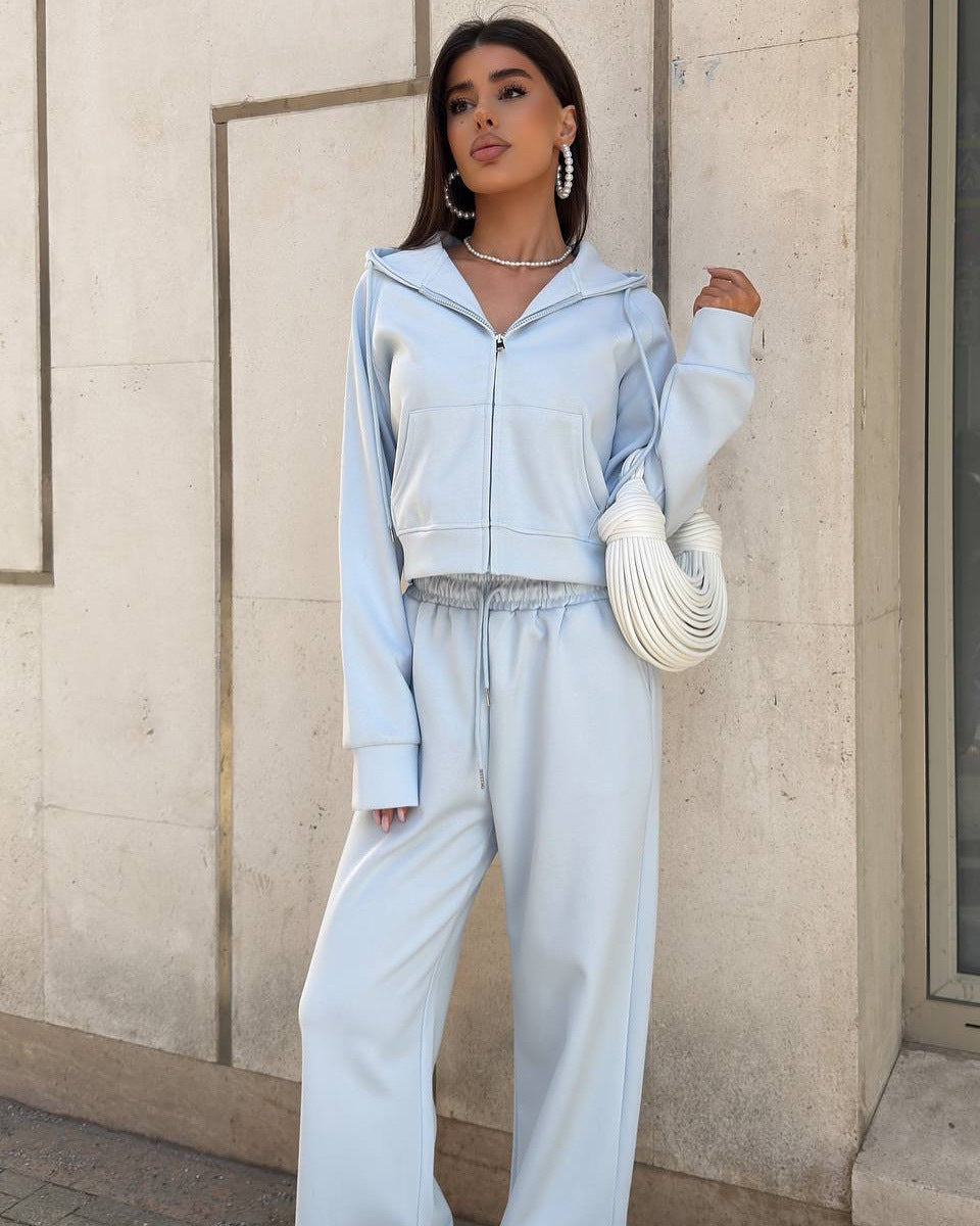 Damen Sportliches Freizeit-Set mit modischem Cropped Hoodie und weiter Hose Sovae