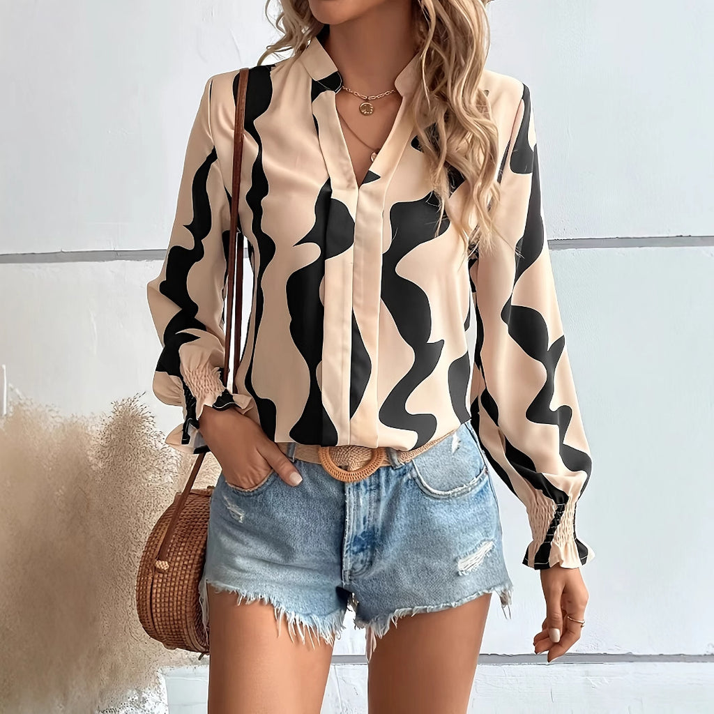 Damen Bluse mit modernem Wellenmuster und elastischen Ärmelabschlüssen Sovae