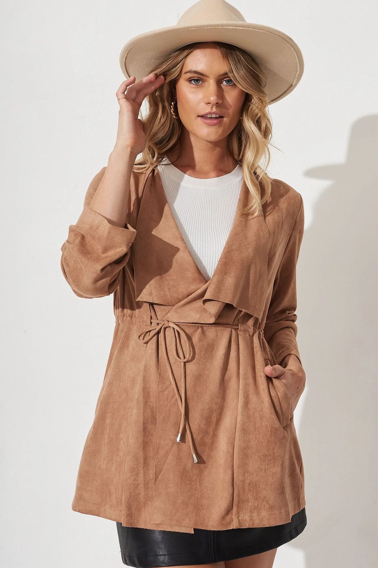 Damen lässige Veloursjacke mit offener Front und fließendem Schnitt Sovae