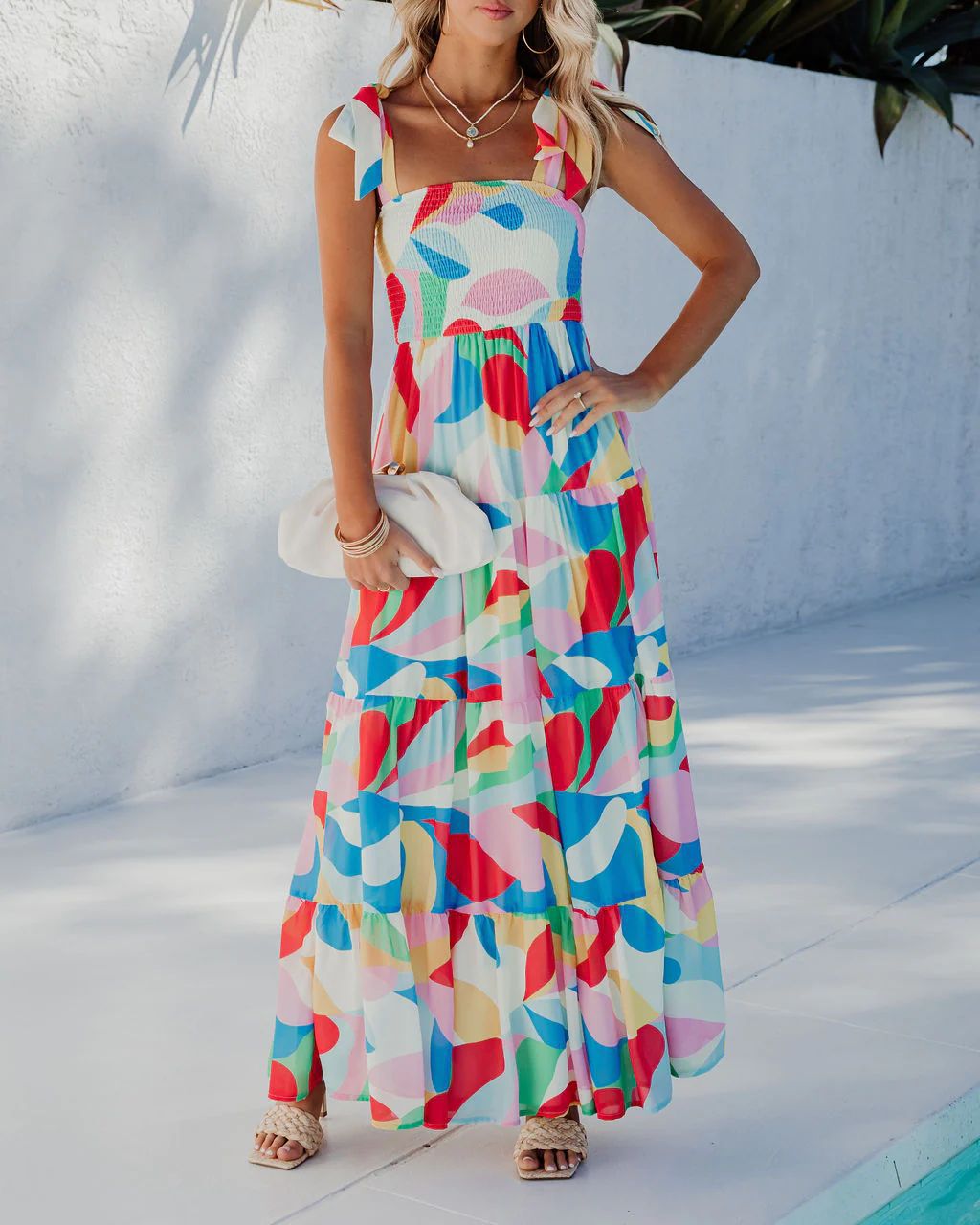 Damen Maxikleid mit buntem Grafikdesign und verstellbaren Trägern Sovae