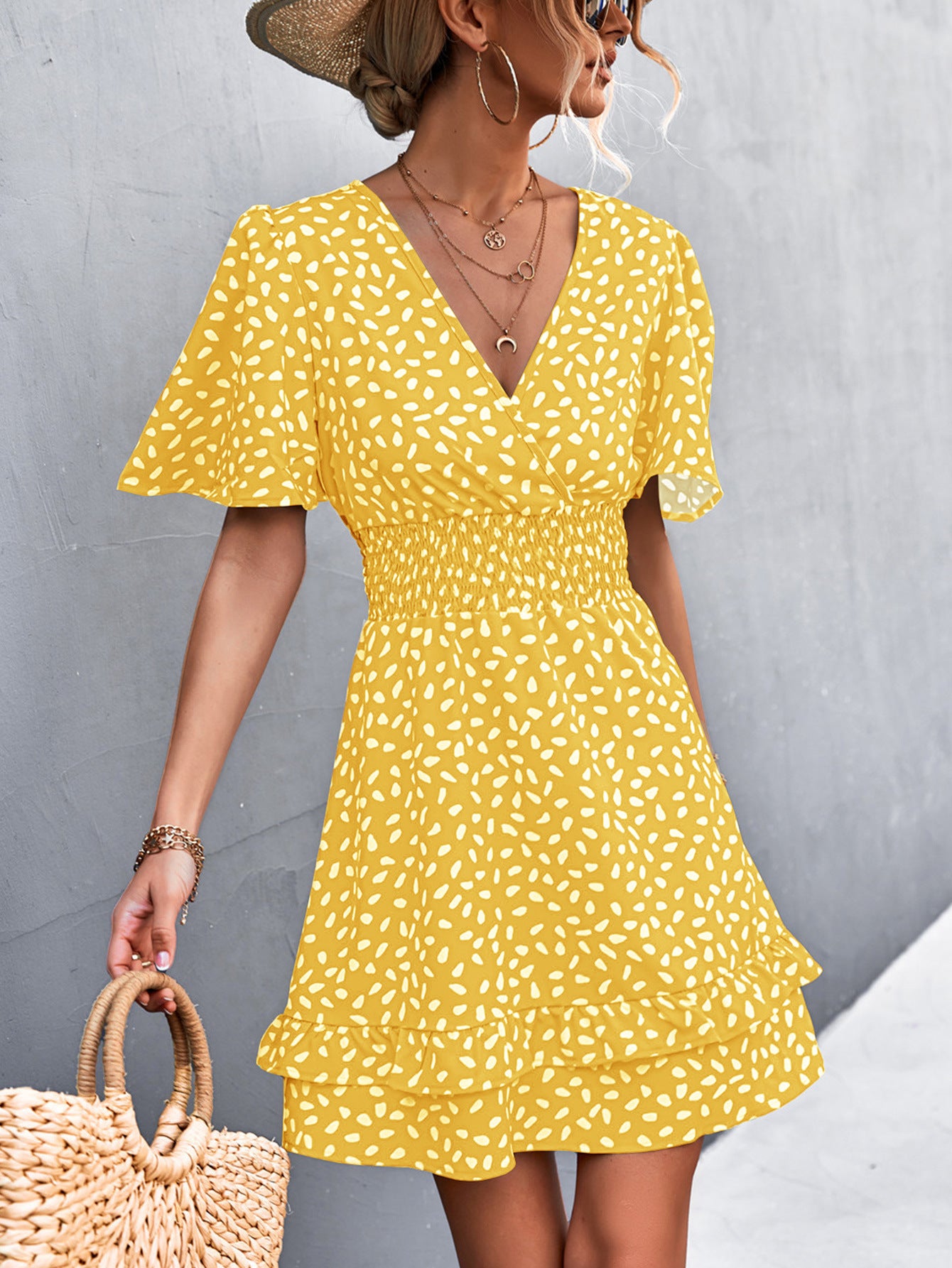 Damen Blümchen Minikleid mit Rüschen und elastischem Taillenbund Sovae