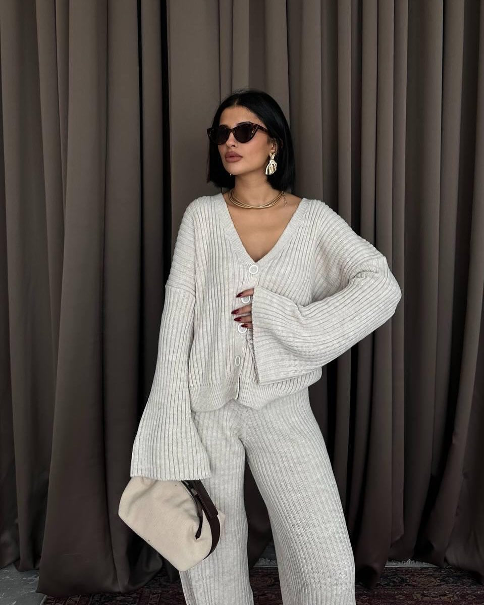 Damen lässiges Strick-Loungewear-Set mit Knopfleiste und weitem Schnitt Sovae