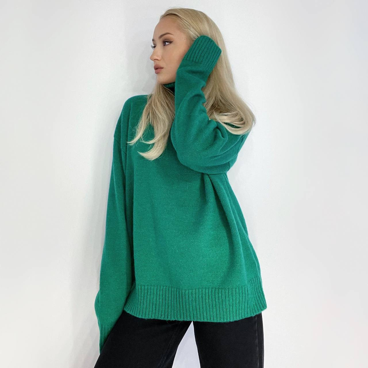 Damen eleganter Rollkragenpullover aus feinem Strick Sovae