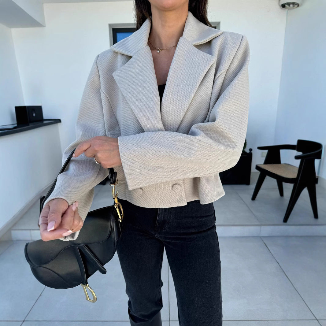 Damen Elegante kurze Blazerjacke mit doppelten Knöpfen und breitem Revers Sovae