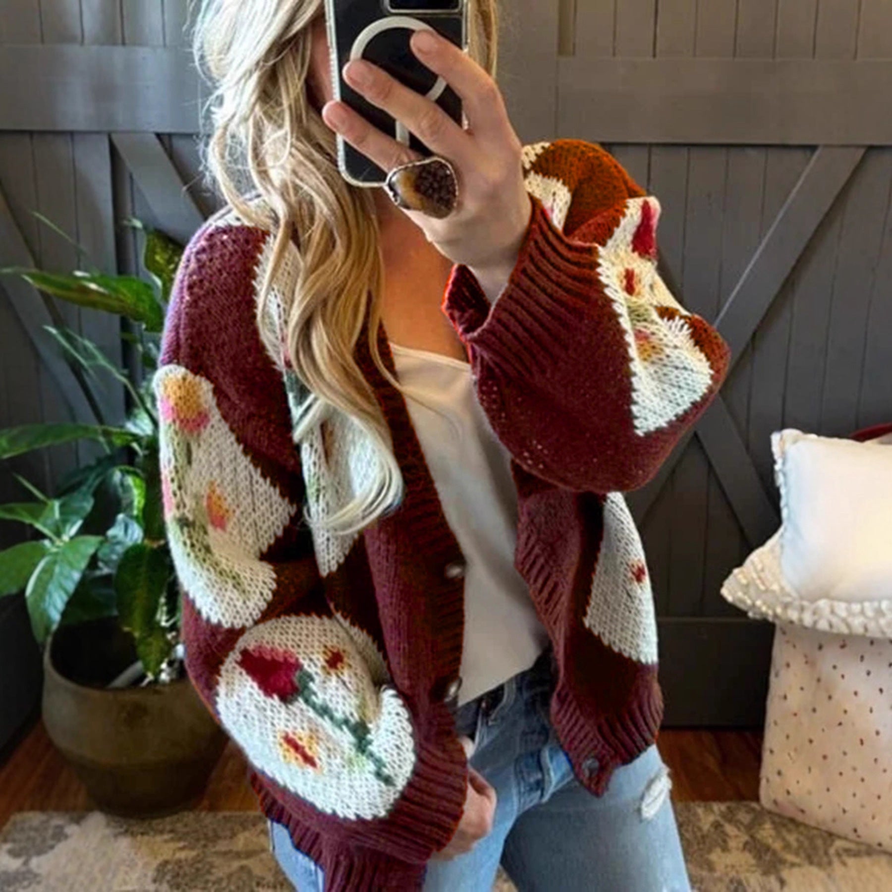 Damen Strickjacke mit floralem Muster und dekorativem Knopfdesign Sovae