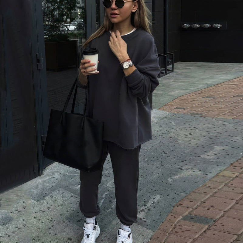 Damen lässiges Set mit oversized Pullover und bequemen Jogginghosen Sovae