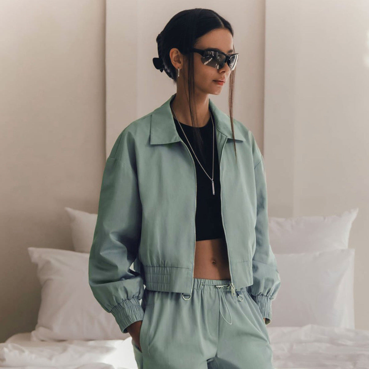Damen Modischer cropped Windbreaker mit elastischen Bündchen Sovae