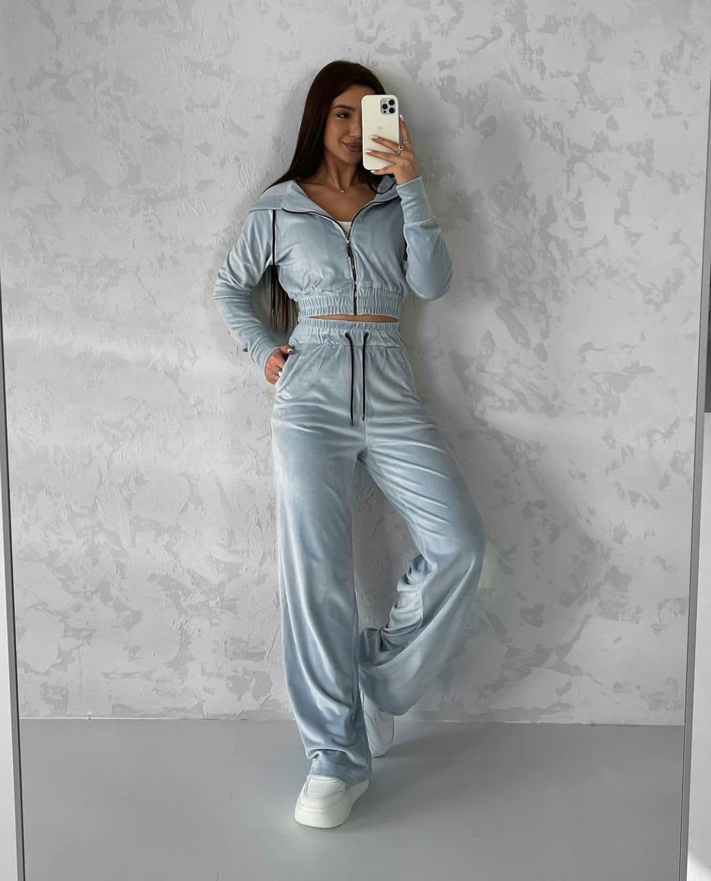 Damen Velours-Loungewear-Set mit Kapuze und elastischen Bündchen Sovae