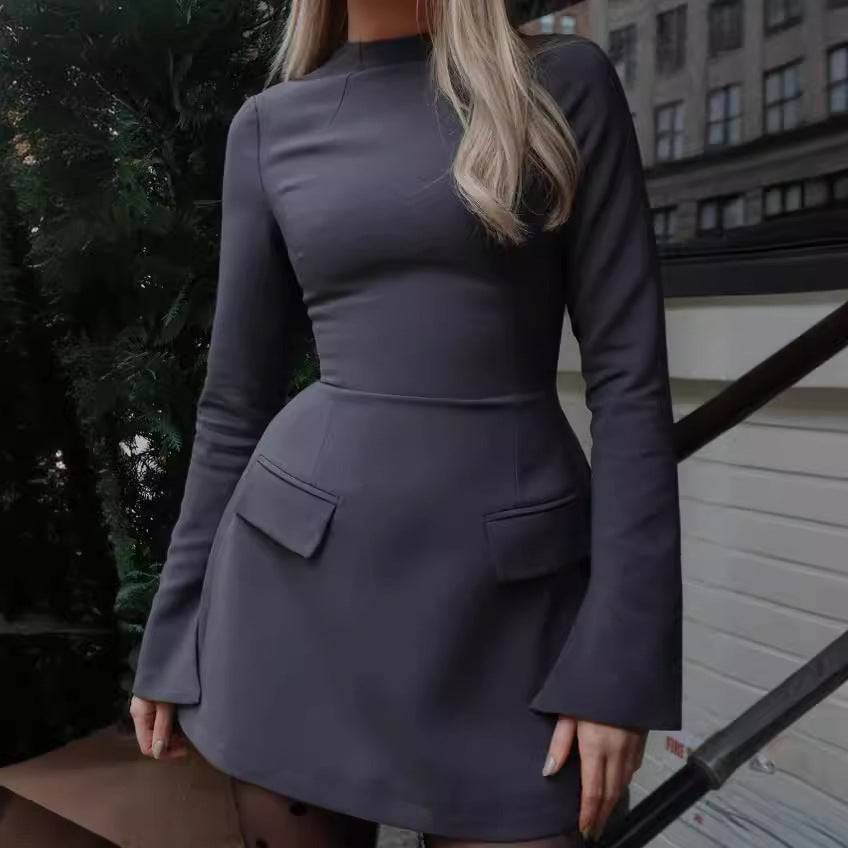 Damen Figurumspielendes Minikleid mit langen Ärmeln und praktischen Taschen Sovae