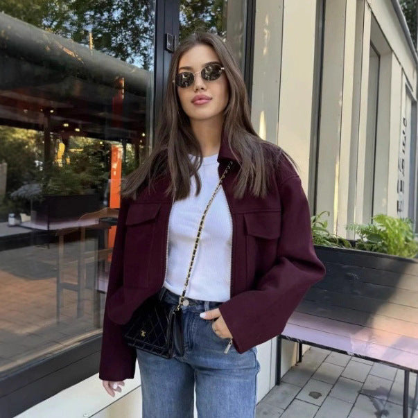 Damen lässige Steppjacke mit großen aufgesetzten Taschen und modernem Schnitt Sovae