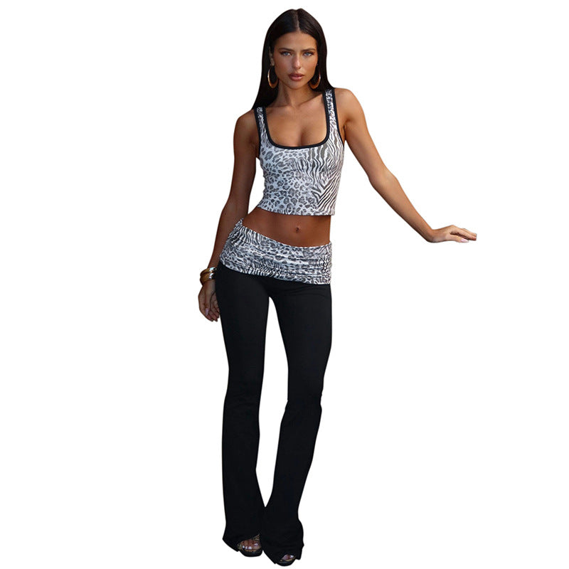 Damen sportliches Set mit Tanktop und leicht ausgestellten Pants Sovae