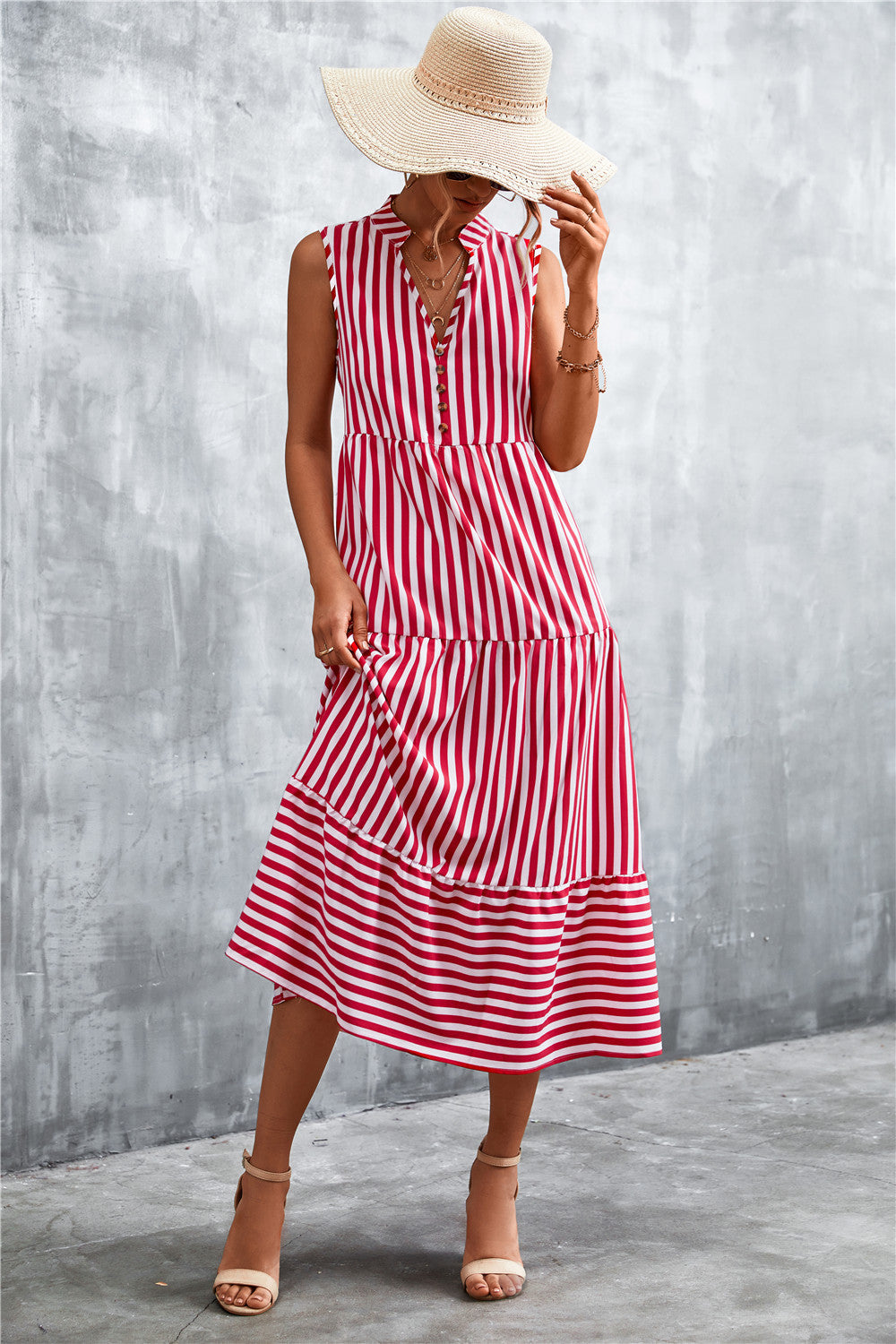 Damen Maxikleid mit gestreiftem Design, durchgehendem Knopfverschluss und voluminösem Saum Sovae