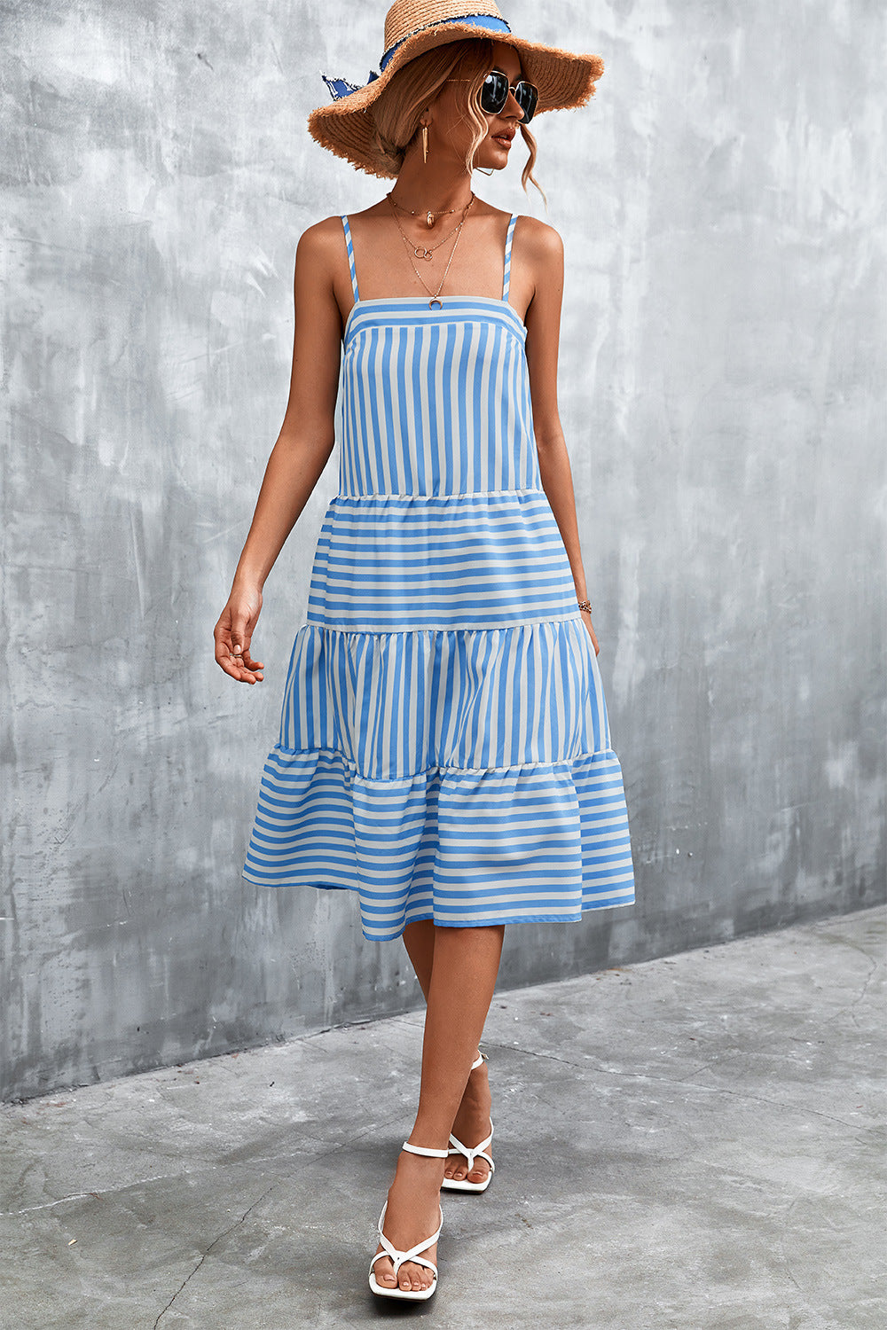 Damen Luftiges Gestreiftes Maxikleid mit Rüschendetails und verstellbaren Trägern Sovae