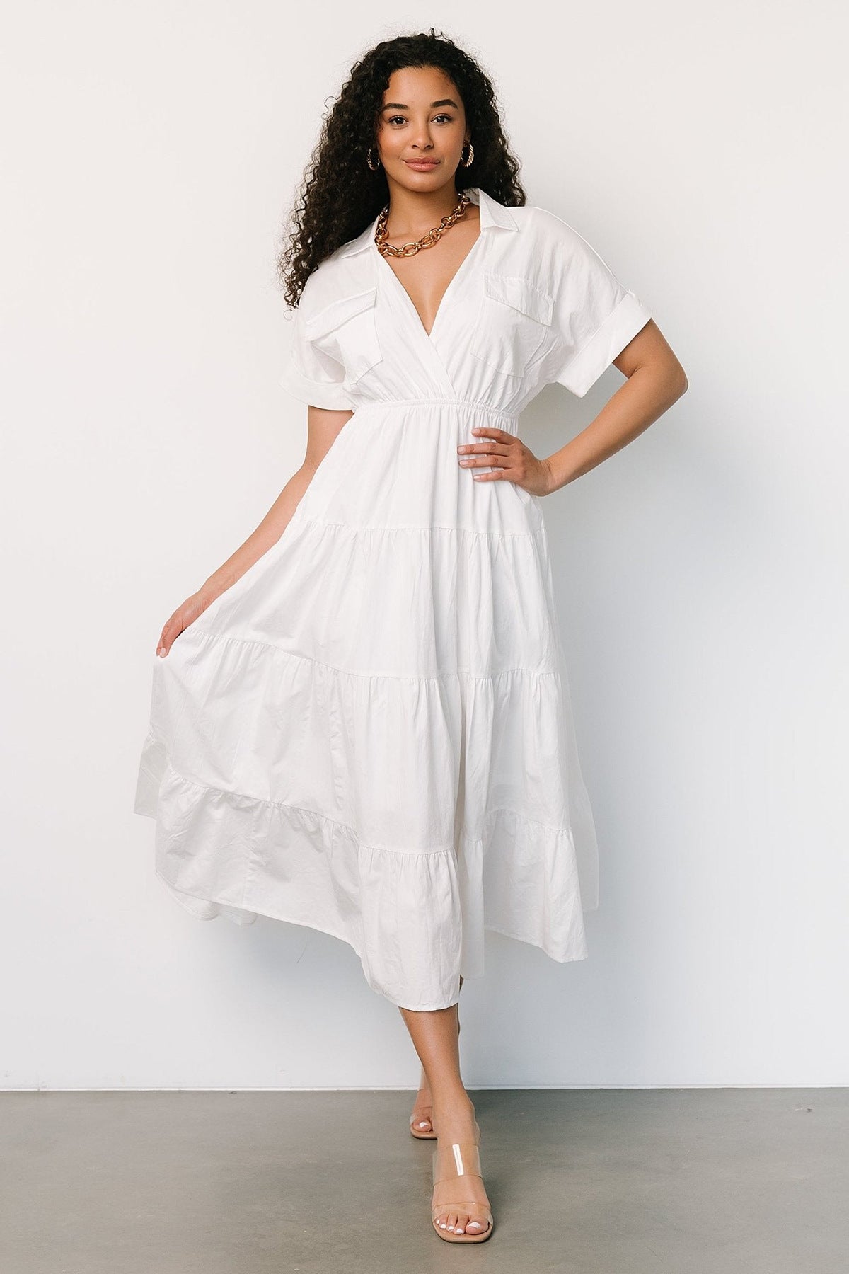 Damen Maxikleid mit voluminösen Rüschen Sovae