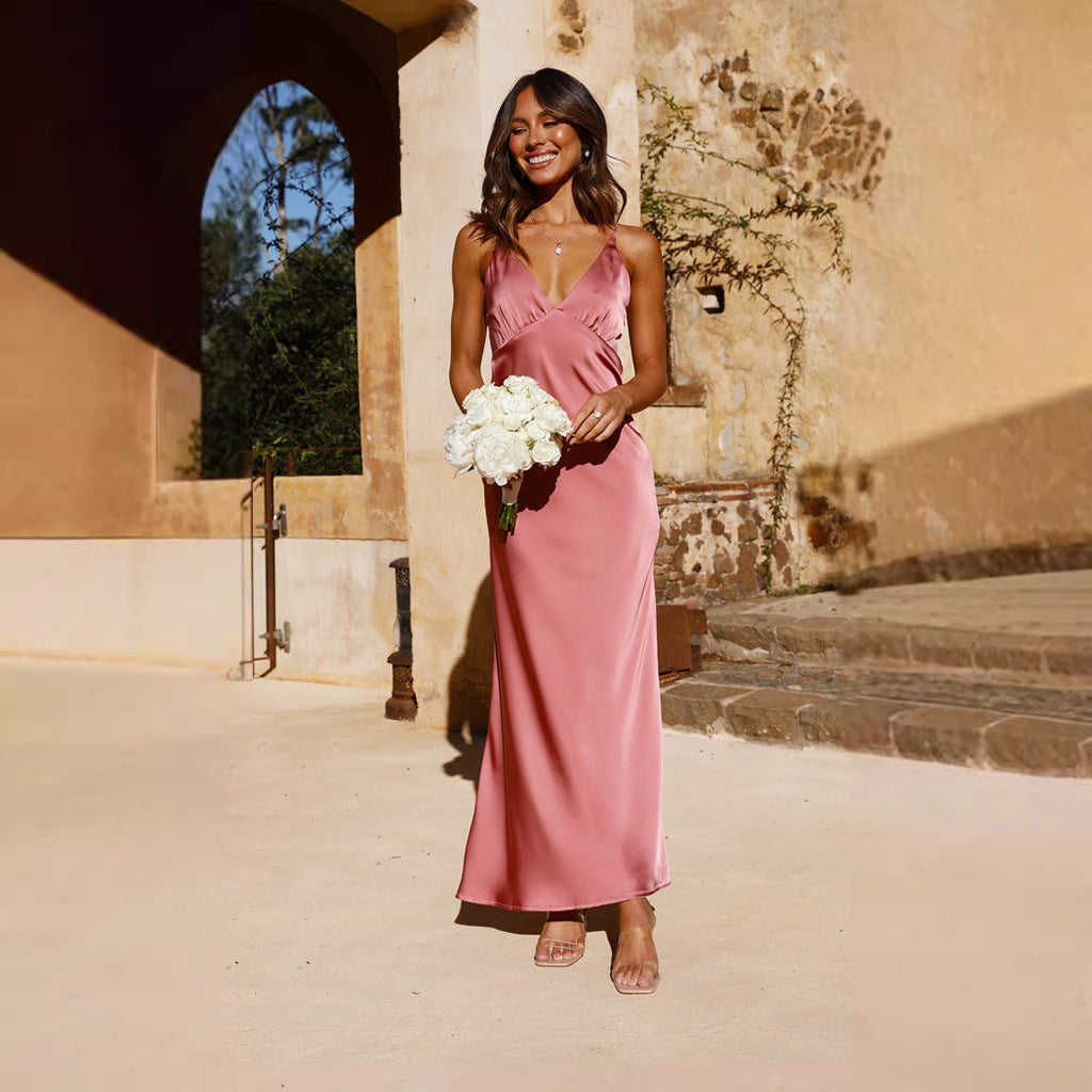 Damen elegantes Satin-Maxikleid mit tiefem V-Ausschnitt und Spaghettiträgern Sovae
