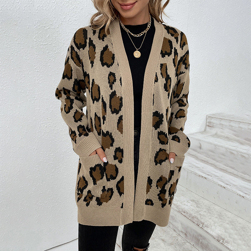 Damen modische Strickjacke mit Leopardenmuster und praktischen Taschen Sovae