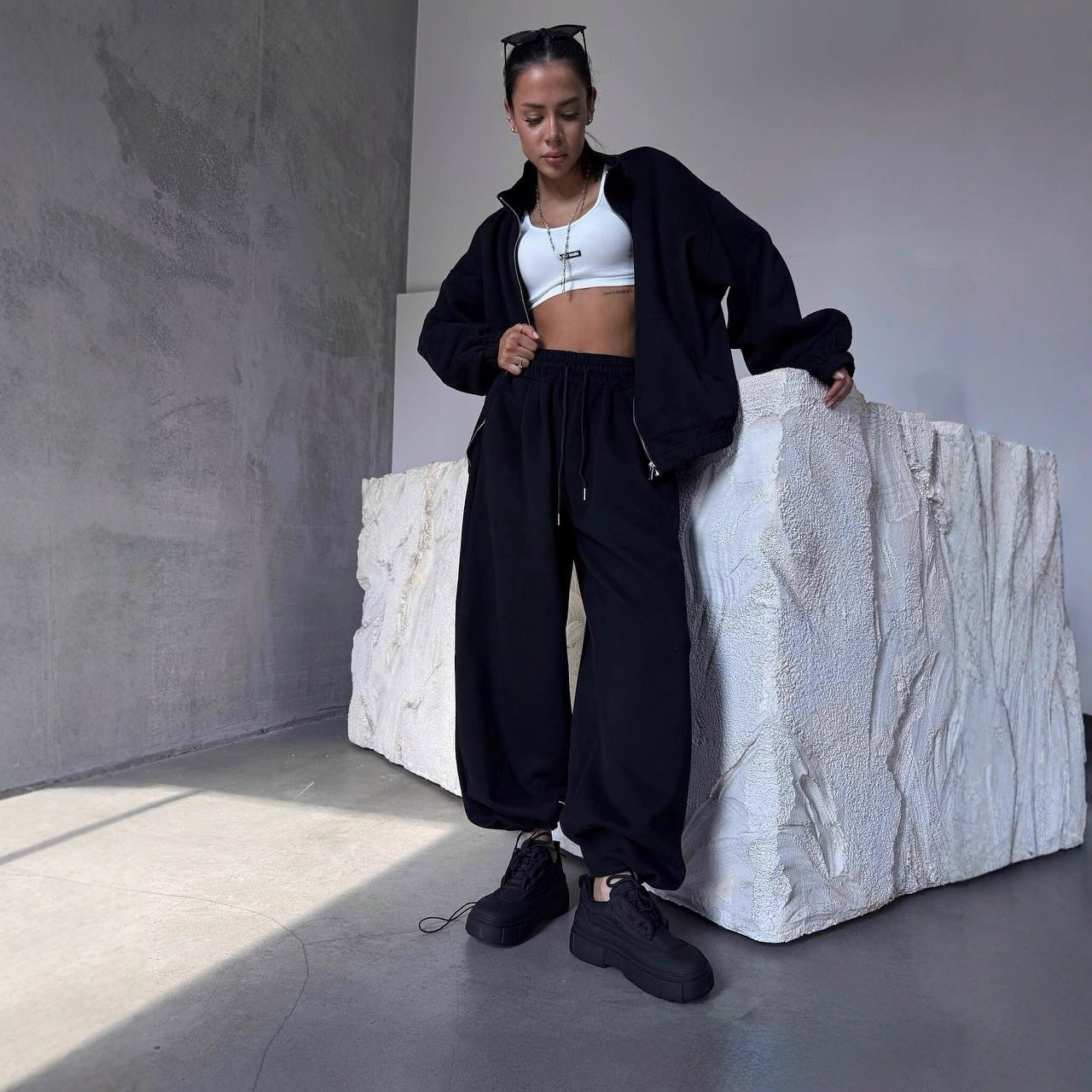 Damen Oversized lässiger Sportanzug mit Reißverschluss und elastischer Taille Sovae