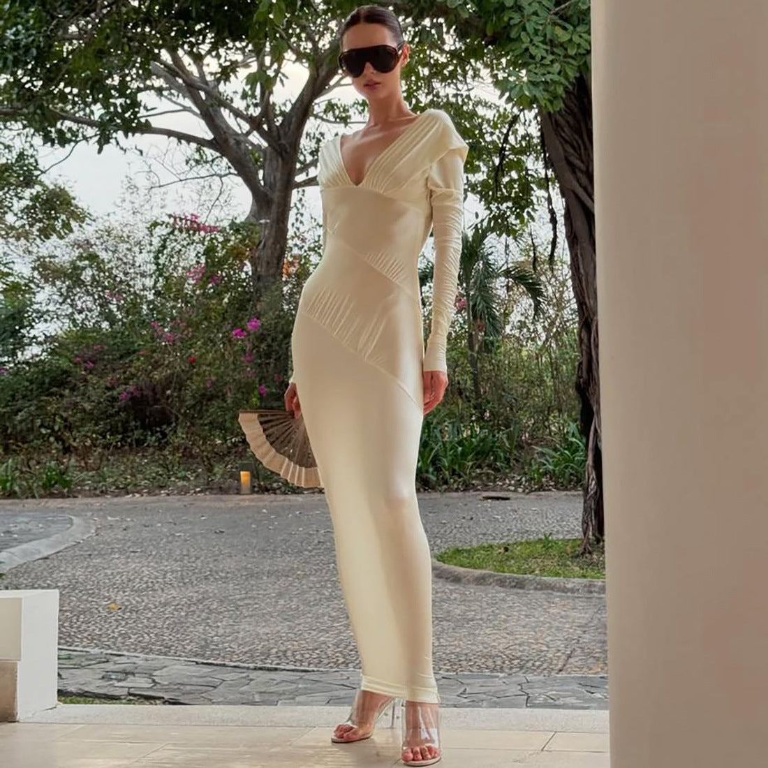 Damen Elegantes Langarm-Maxi-Kleid mit raffinierten Drapierungen Sovae