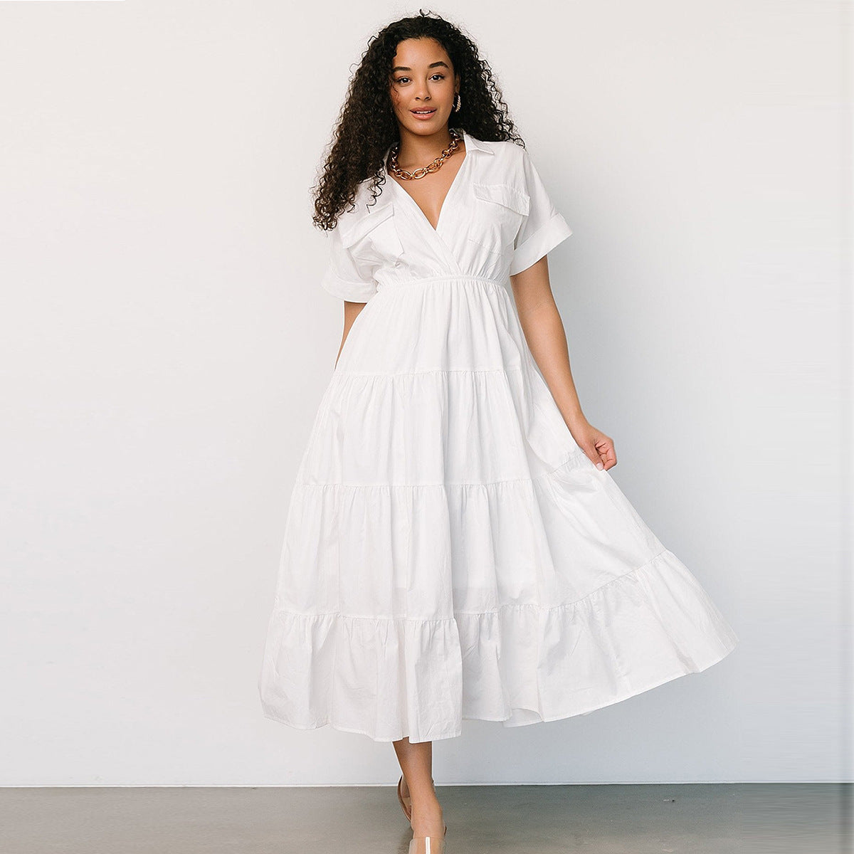 Damen Maxikleid mit voluminösen Rüschen Sovae