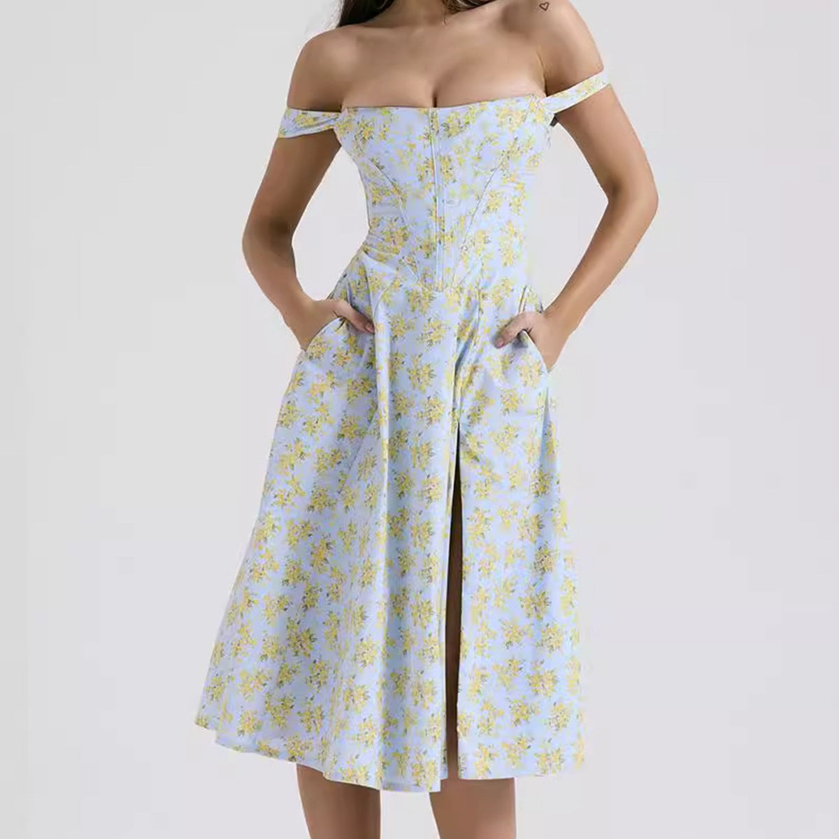 Damen schulterfreies Midikleid mit floralem Design und Eingrifftaschen Sovae