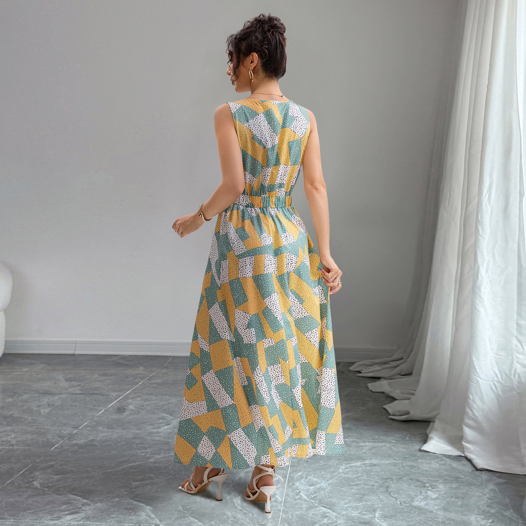 Damen Maxikleid mit modischem geometrischen Muster Sovae