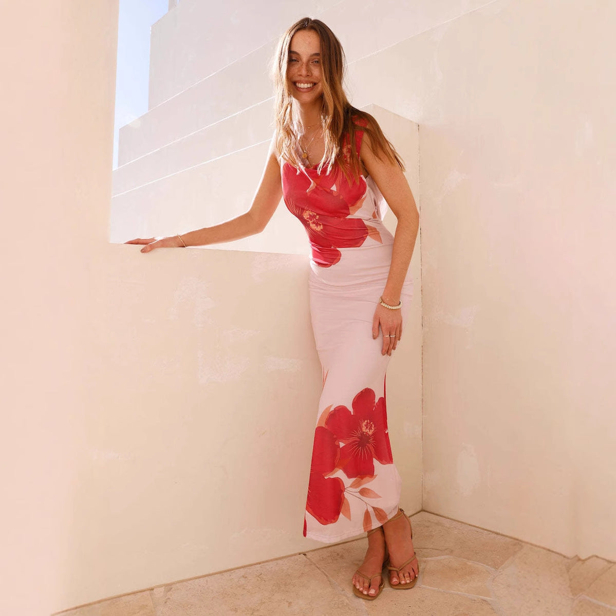 Damen Maxikleid mit floralem Design und schickem V-Ausschnitt Sovae