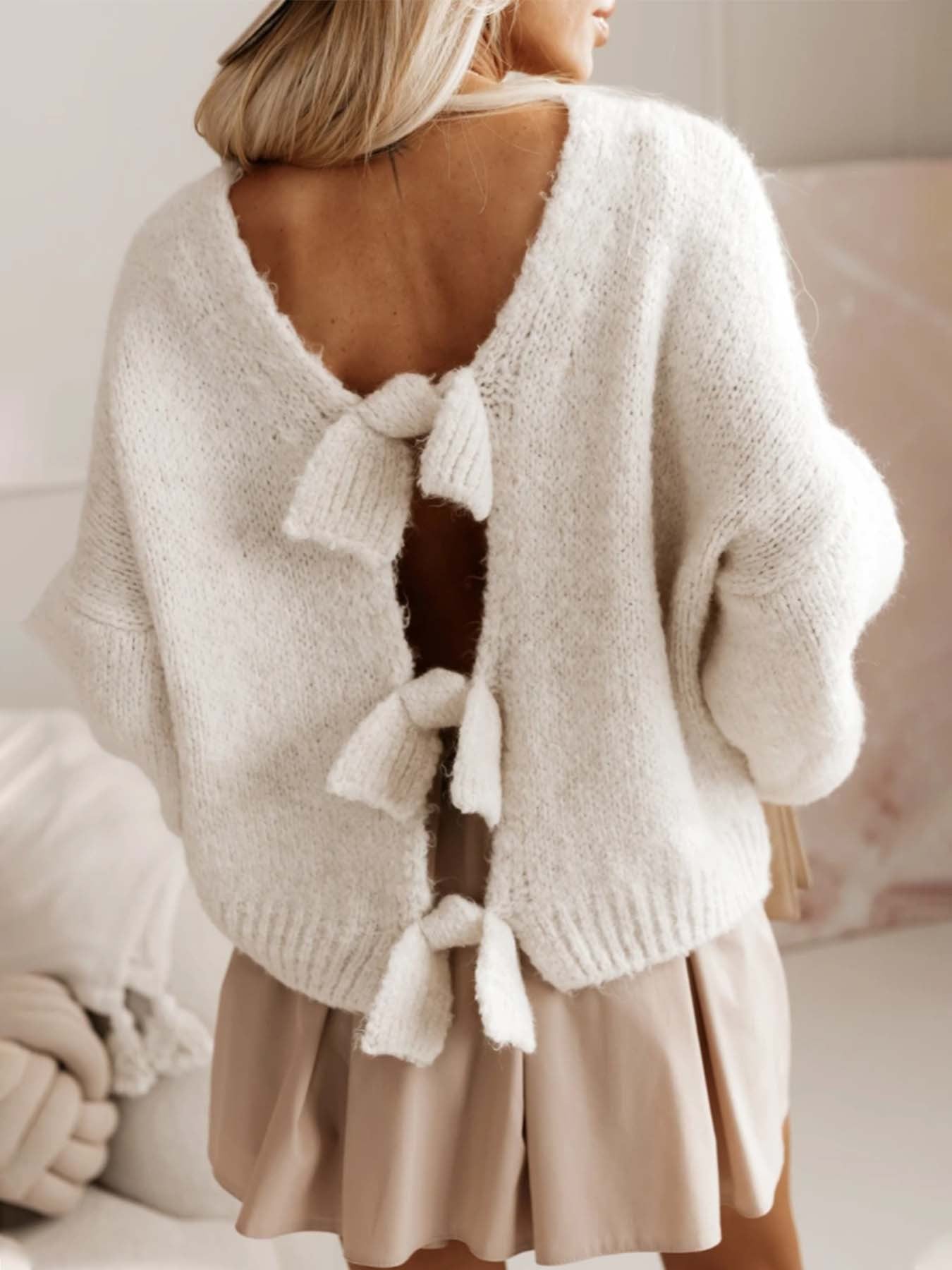 Damen lässiger Strickpullover mit tiefem Rückenausschnitt und Schleifendetails Sovae