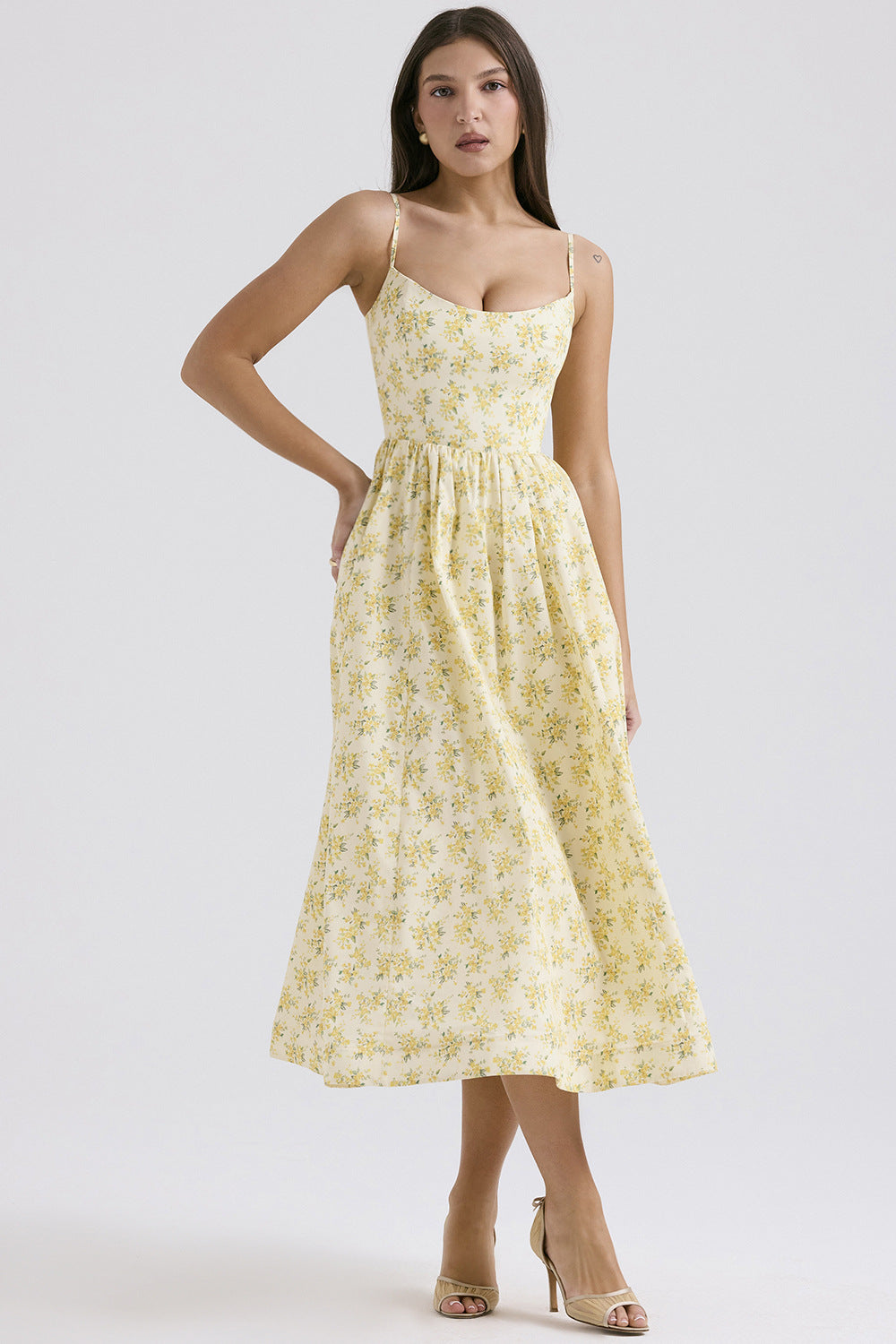 Damen blumiges Midi-Kleid mit Spaghettiträgern und voluminösem Rock Sovae