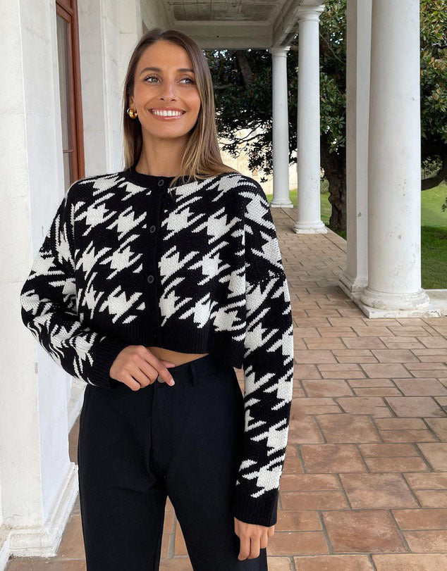 Damen Modische Strickjacke mit geometrischem Muster und Knopfverschluss Sovae