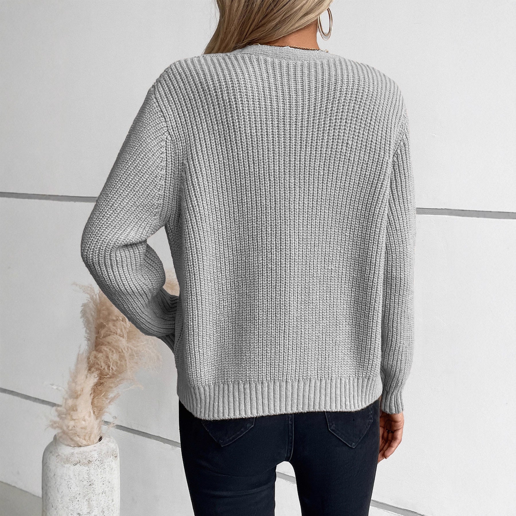 Damen Strickjacke mit Zopfmuster und Knopfdetails Sovae