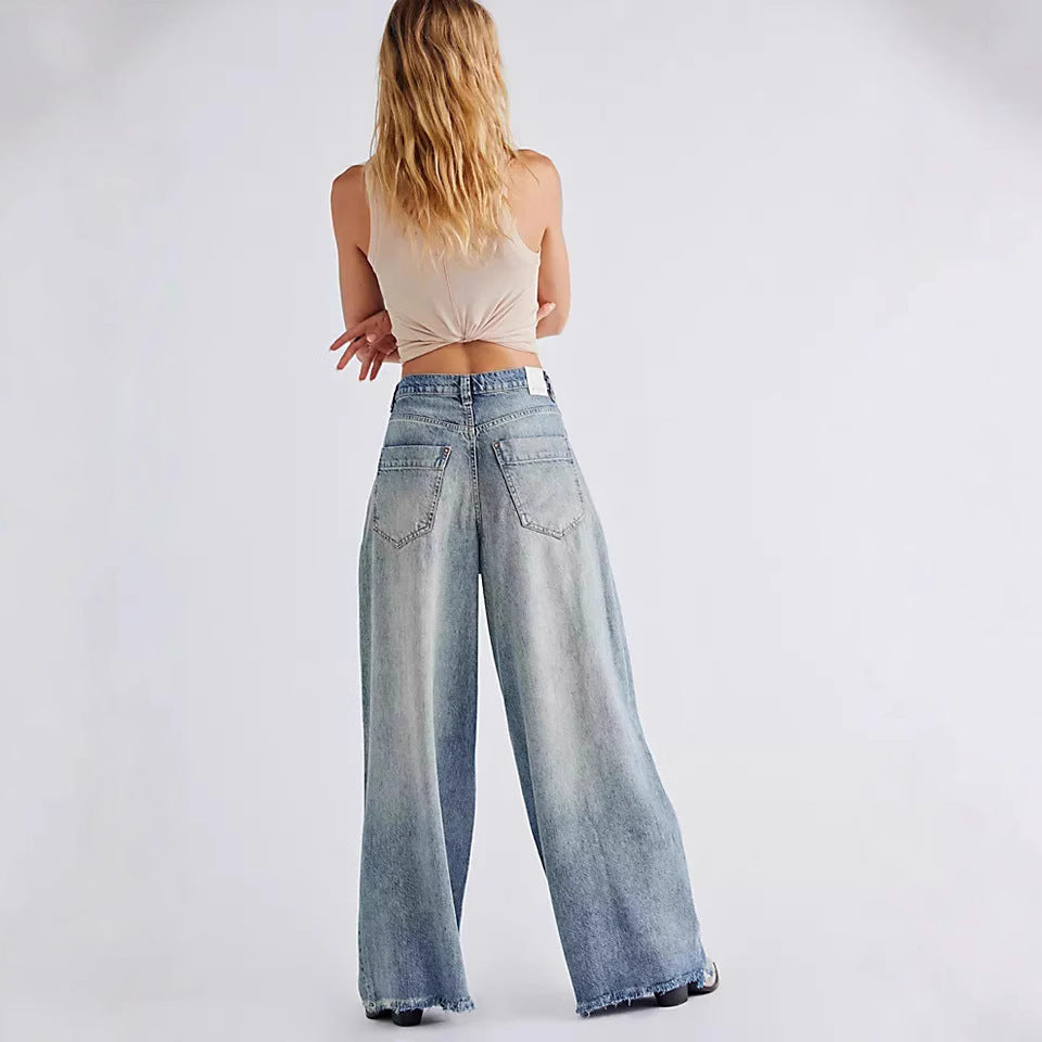 Damen Weit geschnittene Denim-Jeans mit fransigen Säumen Sovae
