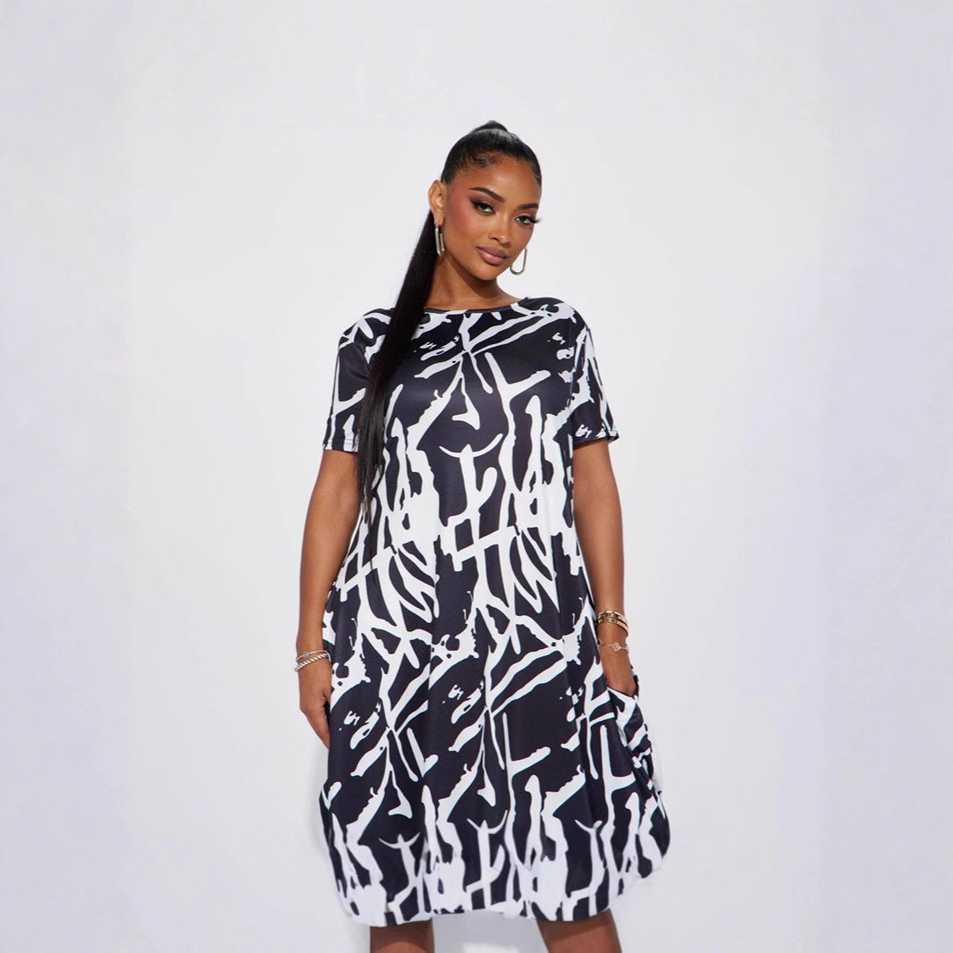 Damen Maxikleid mit einzigartigem Grafik-Design Sovae