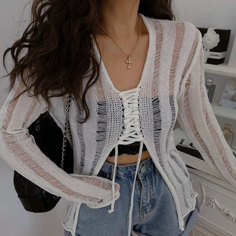 Damen Strickjacke mit modernem Schnürdesign und feinen Lochmustern Sovae