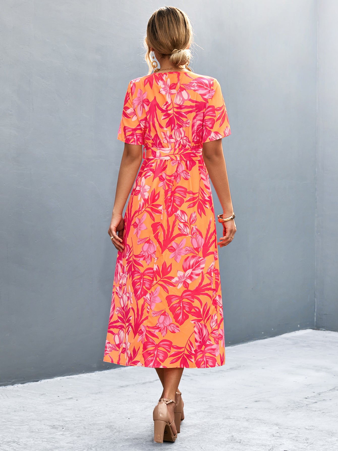 Damen Wickelmaxikleid mit floralem Muster und eleganter Schärpe Sovae
