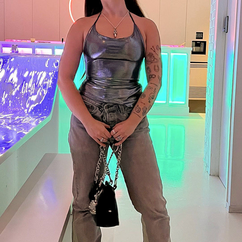 Damen Glänzendes Crop-Top mit asymmetrischem Schnitt Sovae