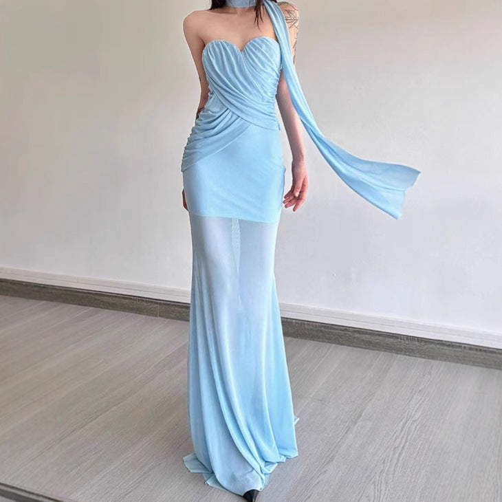 Damen Elegant geschnittenes Maxikleid mit asymmetrischem Ausschnitt und figurformendem Design Sovae